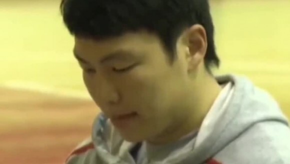 美式教练好严厉啊！当年李根犯错惨遭邓华德大骂😐
